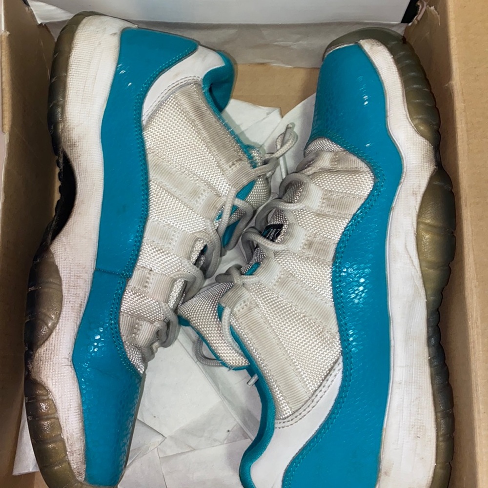 Air Jordan 11 retro low GG